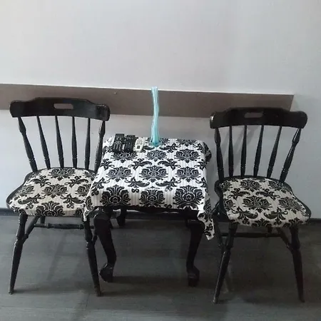 самостоятелни студия